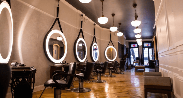 Salon mirror with lights